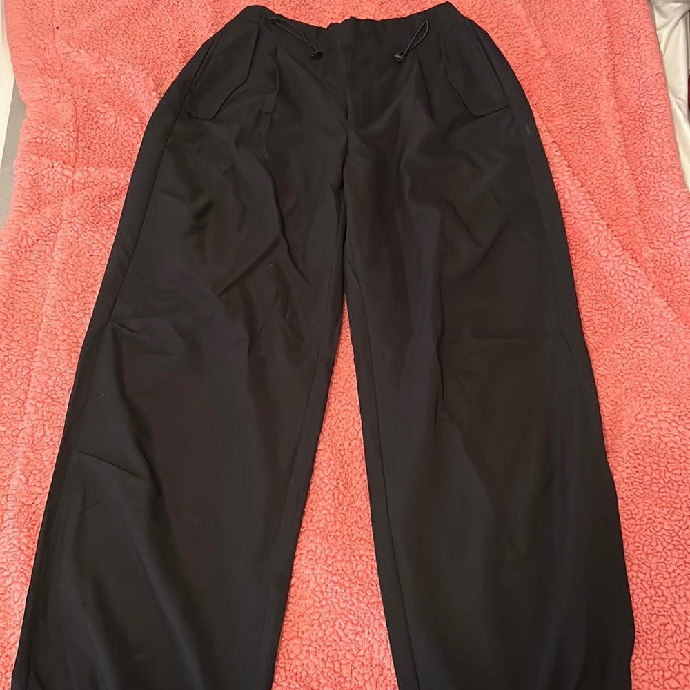Women’s wide leg pants